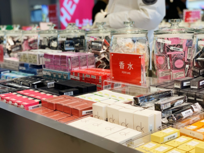 数字化首店 家电与美妆的跨界融合新趋势